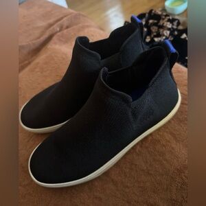 Rothy's Chelsea Ankle Boots Women's Size 9 Black Knit Comfortable Cozy Casual